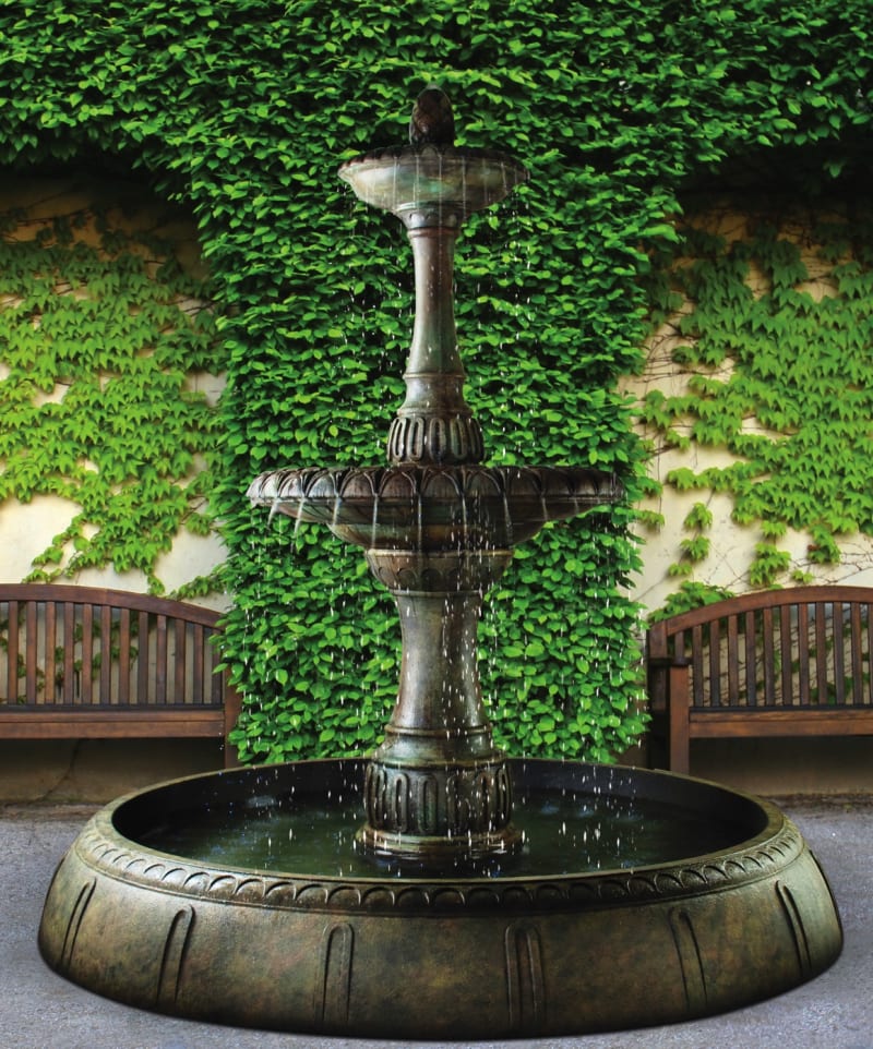 Grande Riviera Fountain in Perpetual Pool