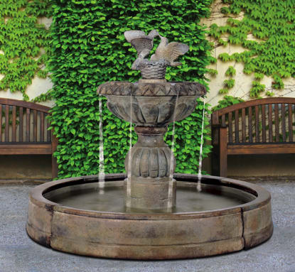 Paloma Cascada Fountain in Valencia Pool