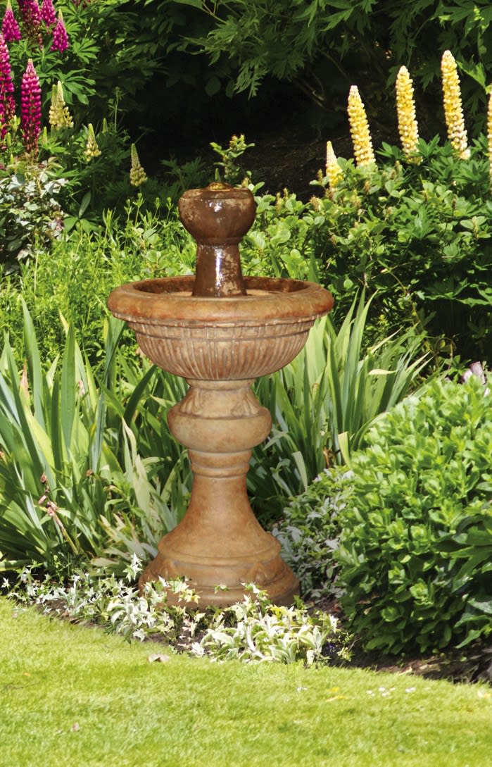 Small Traviata Spill Fountain