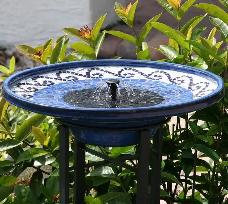 Solar Wind and Gravity Off the Grid Fountains You Didnt Know Existed.