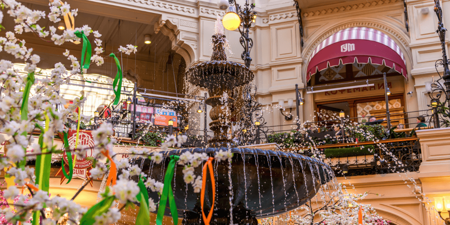 174.1.Luxury-retail-fountain