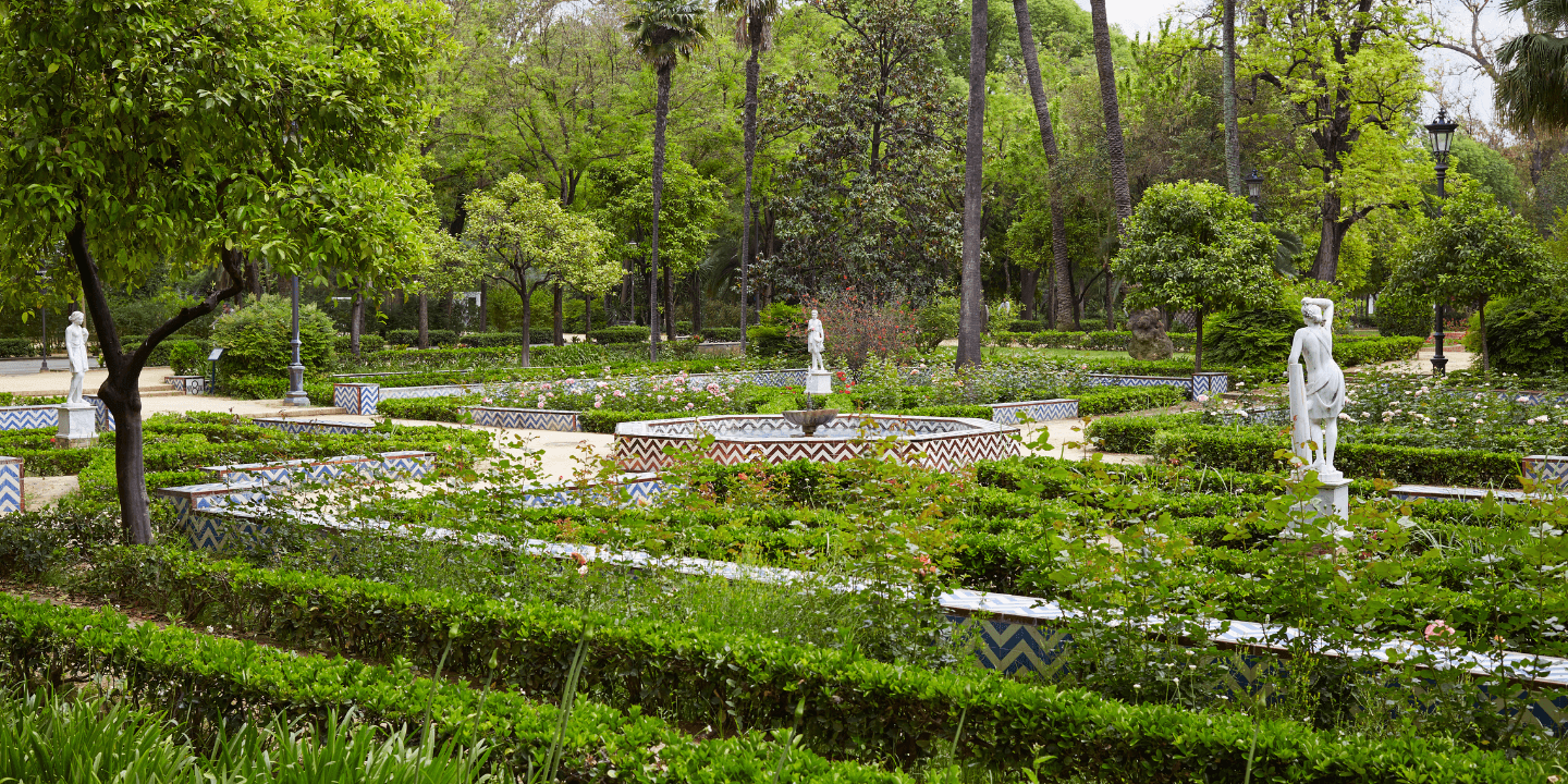 115.1.Ancient-garden-fountain