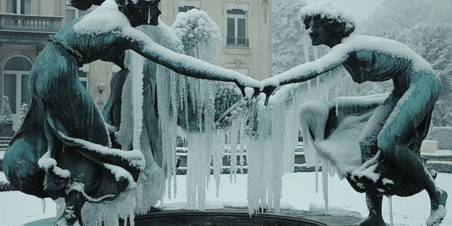 117.1.Narnia-Fountain