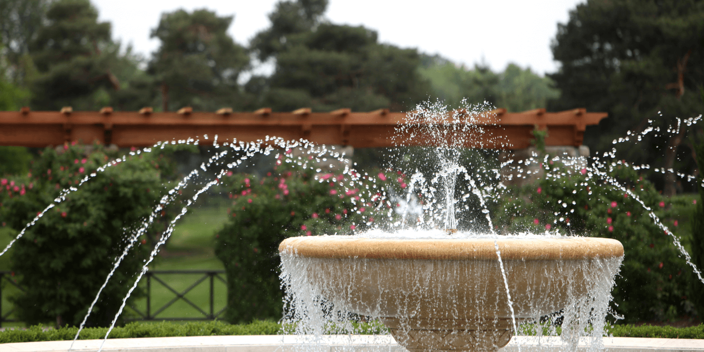 168.1.Summer-fountain