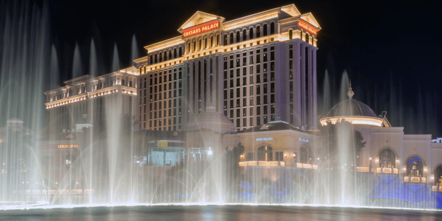 111.1.Hotel-fountain