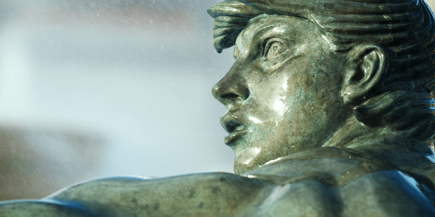 Sculpture-fountain