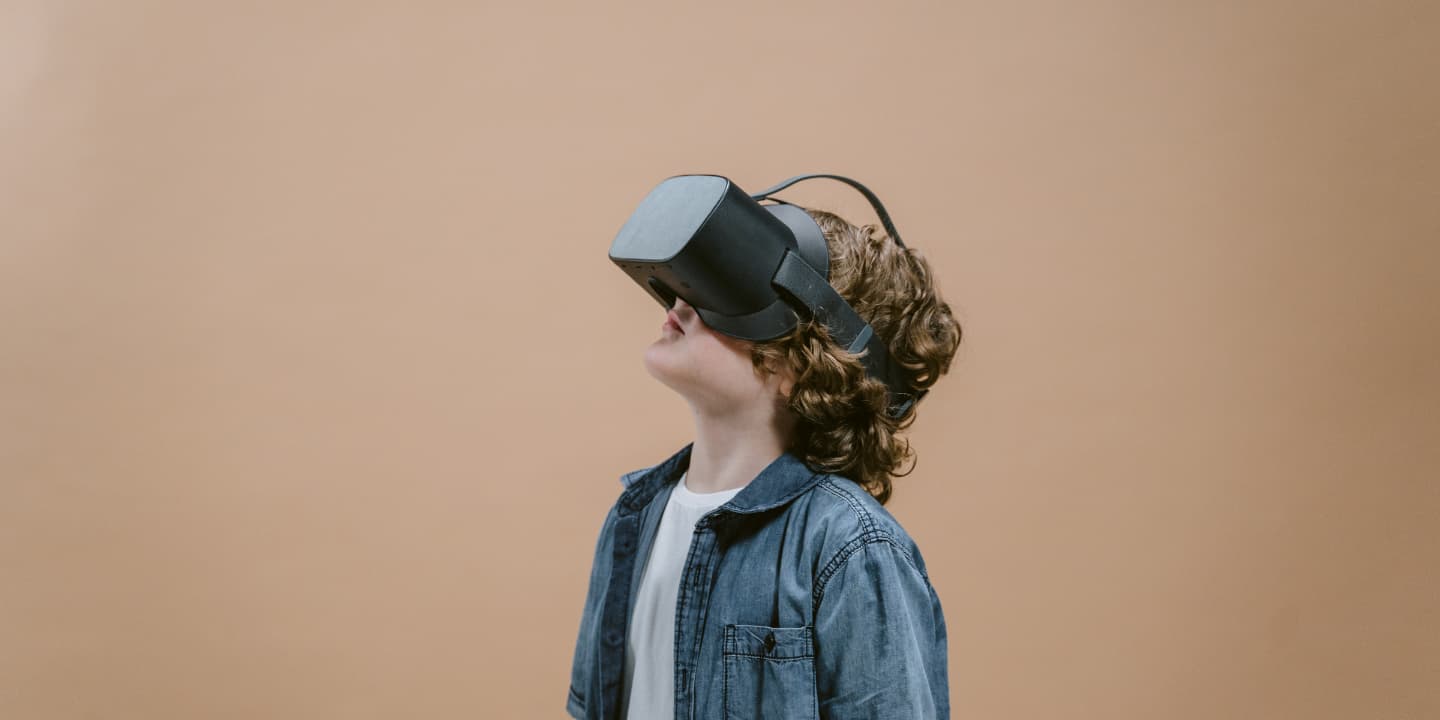 54.1.Virtual Reality Glasses