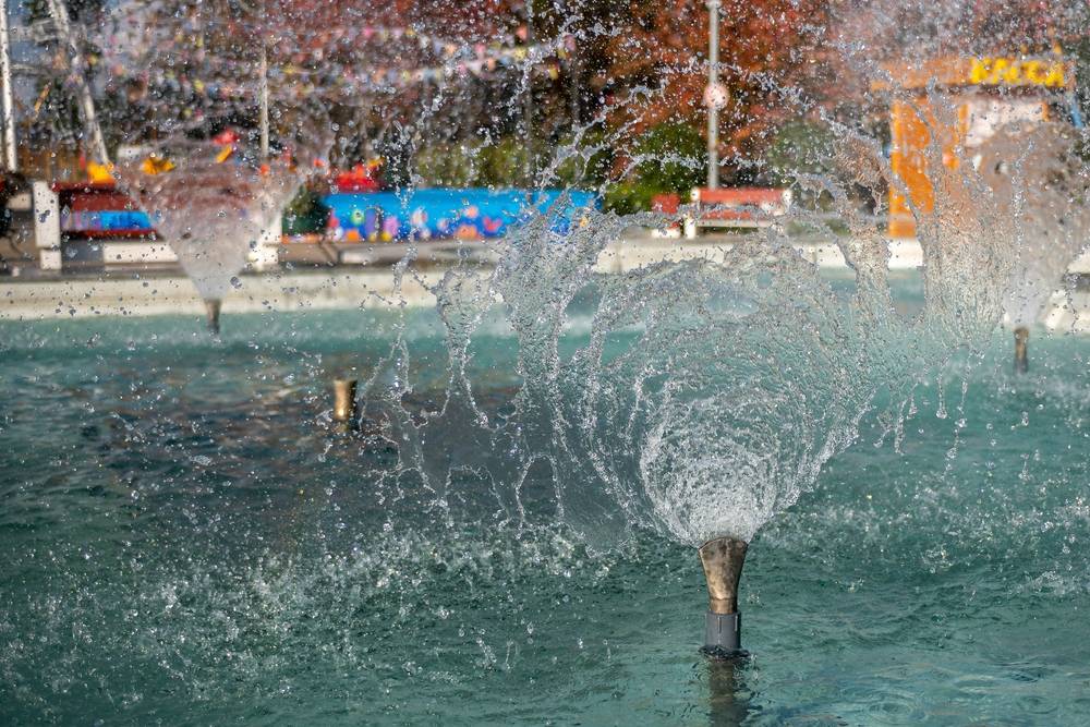Dancing Waters Light Show