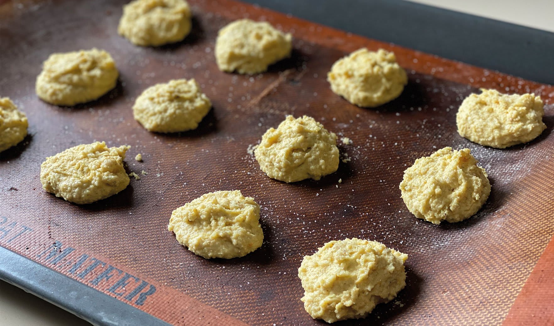 Galletas de sémola de trigo, cardamomo y naranja