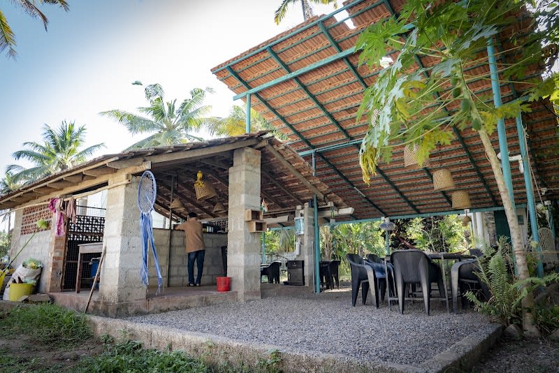 Cliff & Coral Hostel