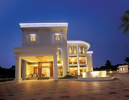 Wyte Portico Hotel