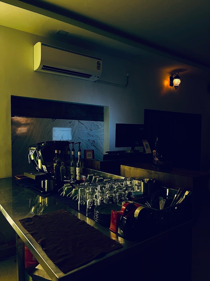 Bakeryt Cakes & Cafe