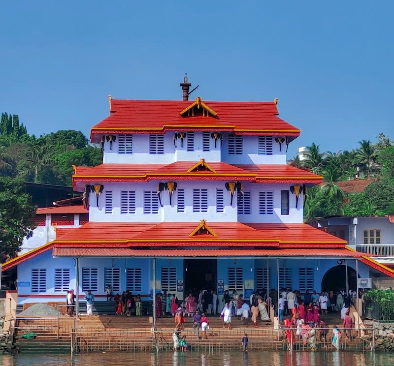 Parassinikadavu Sri Muthappan Temple