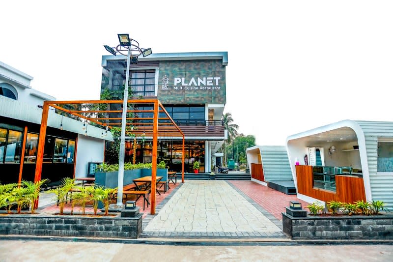 PLANET Multi Cuisine Restaurant