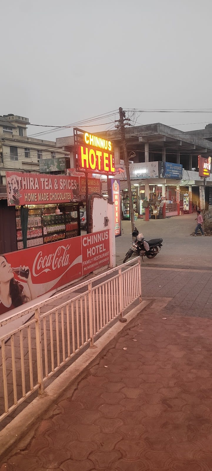 Chinnus Hotel