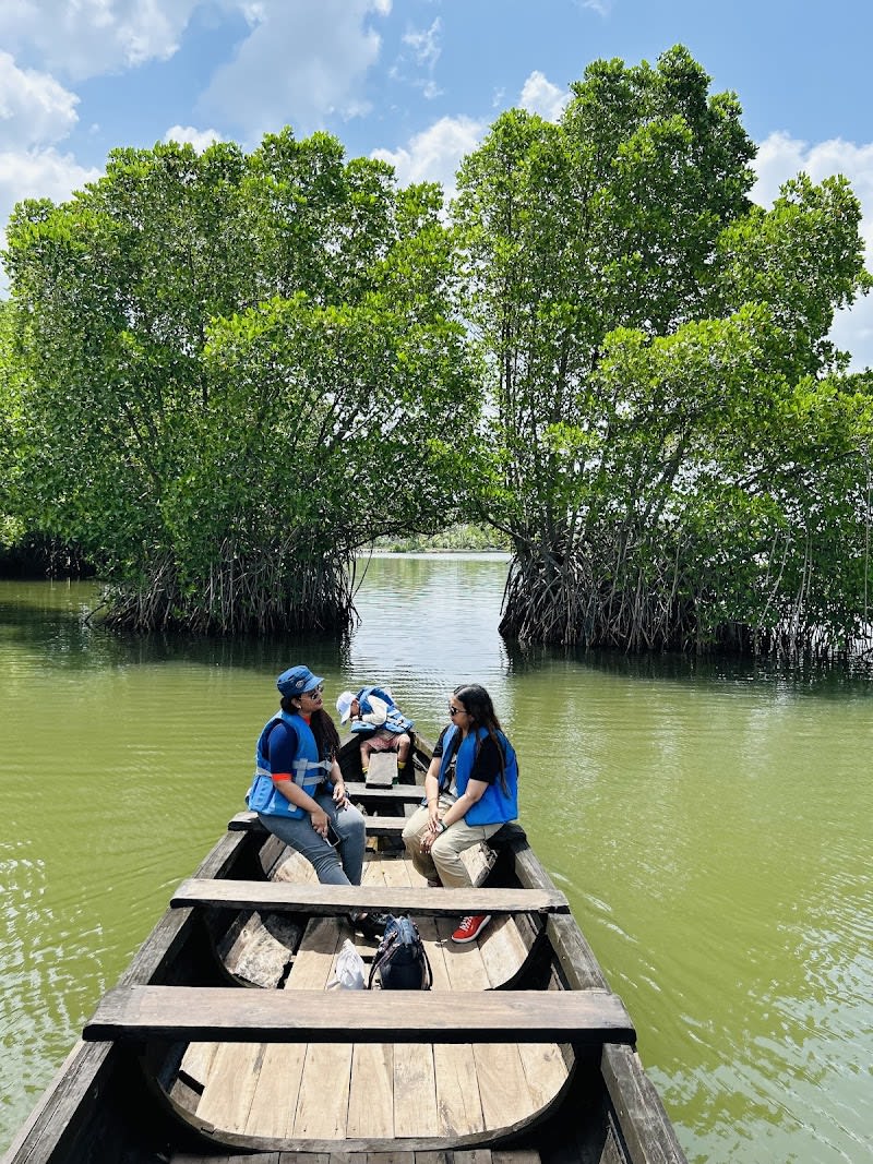 Munroe Island boating Heaven of munroe stay & kayaking