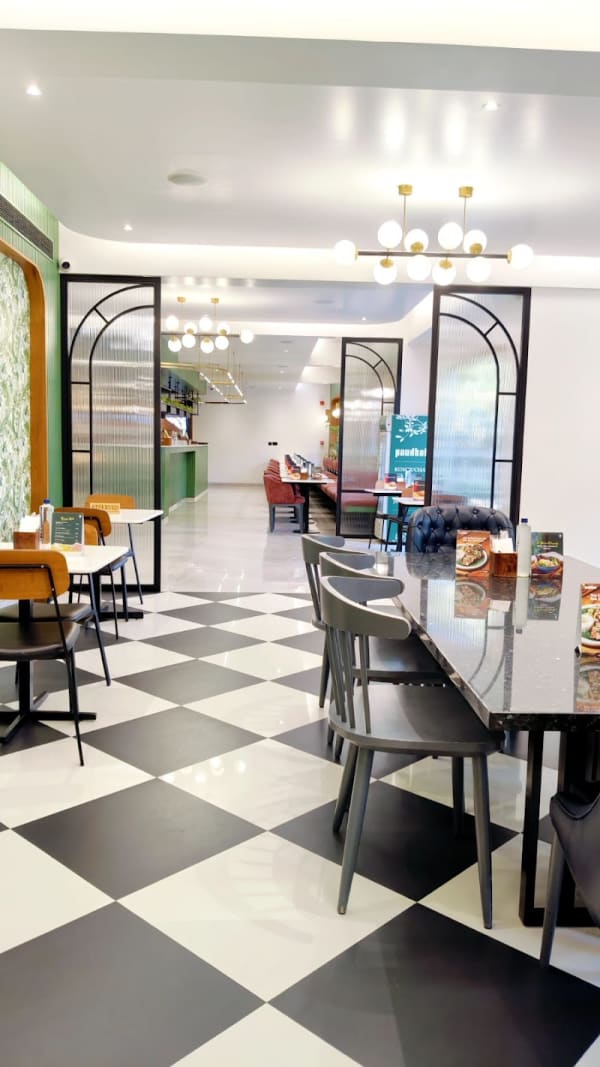 Pandhal Caf├¿ & Deli