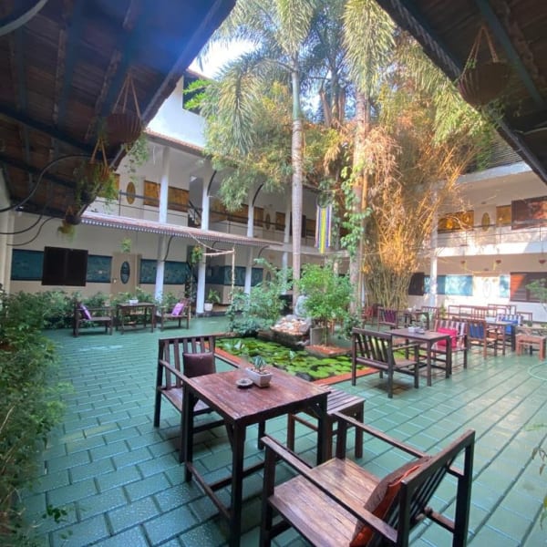 Courtyard Cafe
