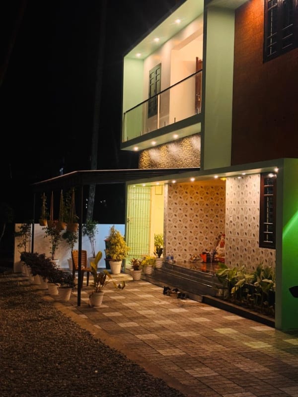 hello 6 cliff stay varkala