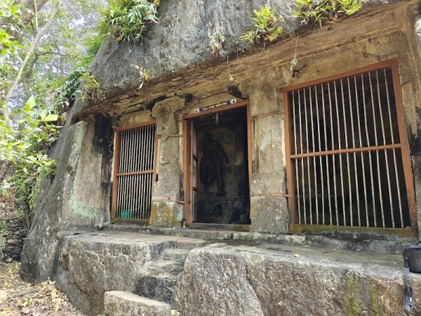 Kaviyoor Rock Cut Temple