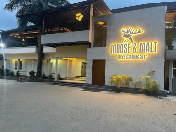Moose & Malt