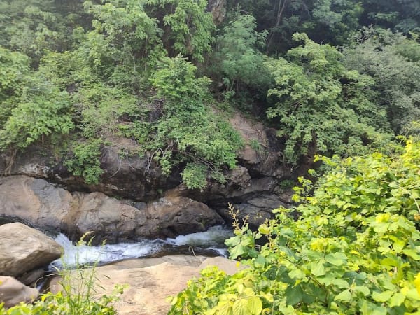 Seetharkund Waterfalls