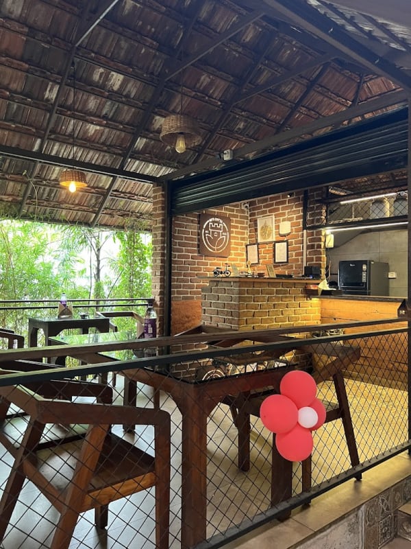 90's Cotta Resto Cafe