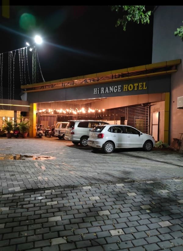 Hi - Range Food Mall