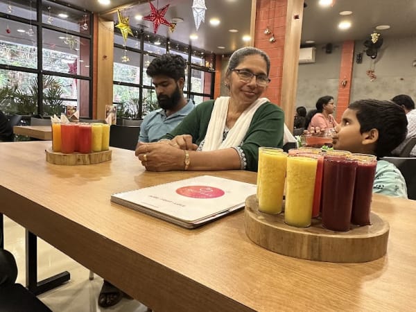 FRUITBAE | Adoor