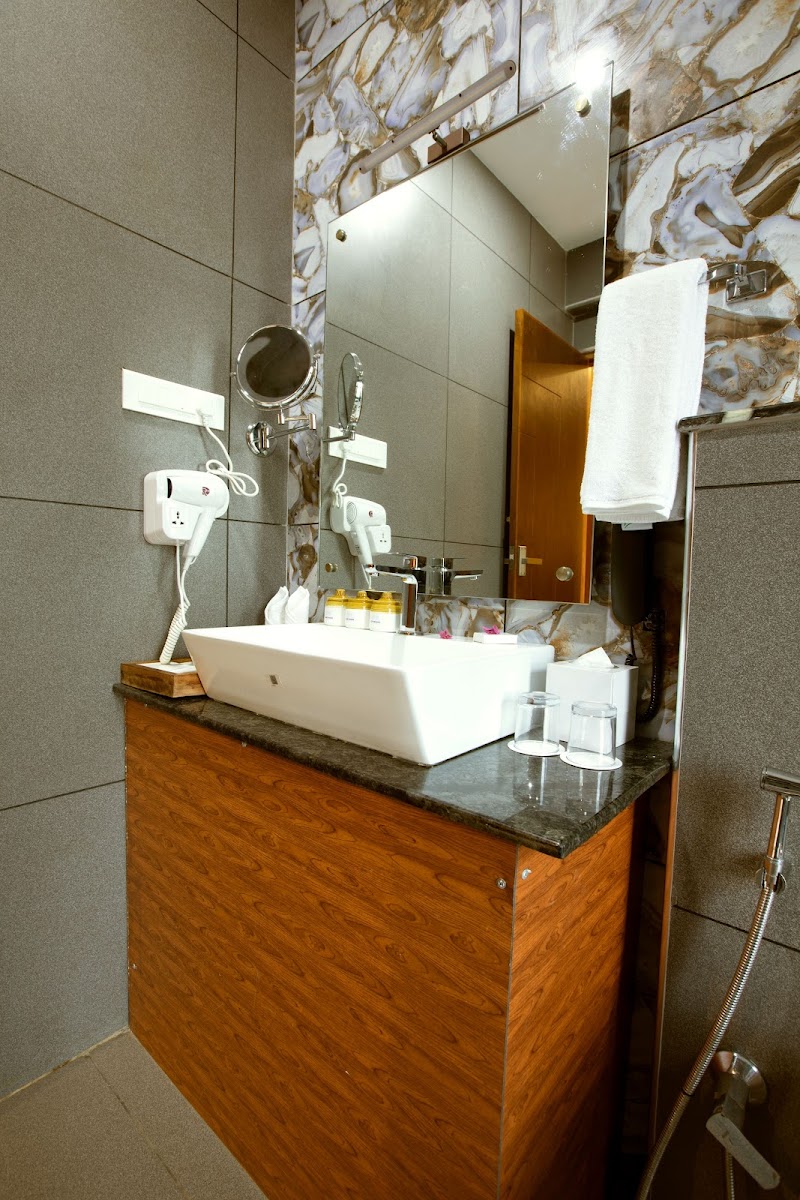 Gallery 4