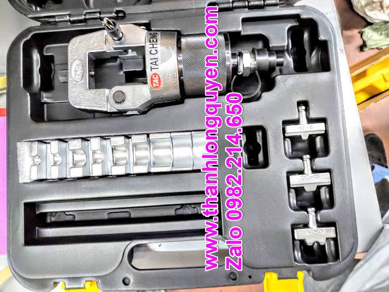 Đầu ép cos thủy lực co-400a dạng chấm điểm max 17kn tai cheng được sản xuất chính hãng tại đài loan