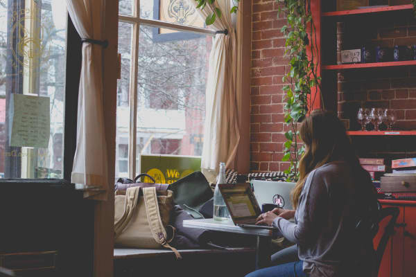 Digitale Nomaden – Der Traum zwischen Laptop und Gaskocher