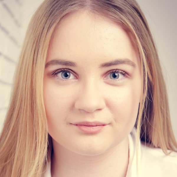 Fiona Carolin