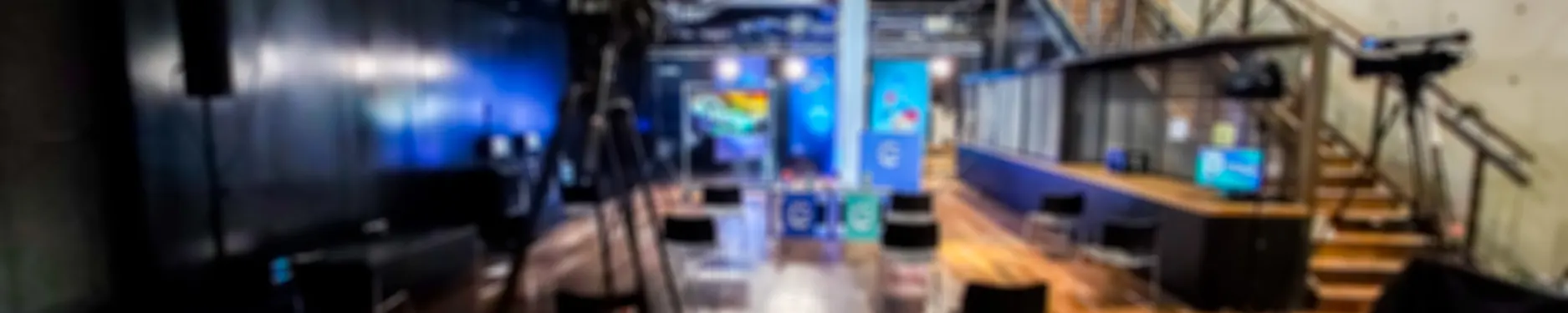 Simon Hintergrundbild