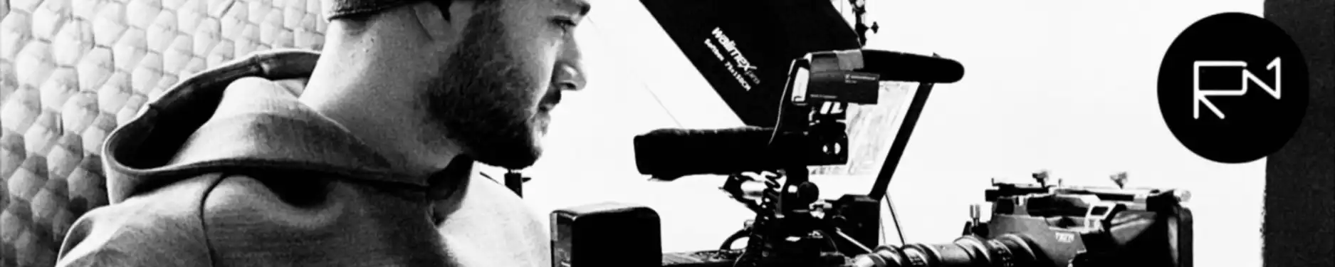 Niyazi Hintergrundbild