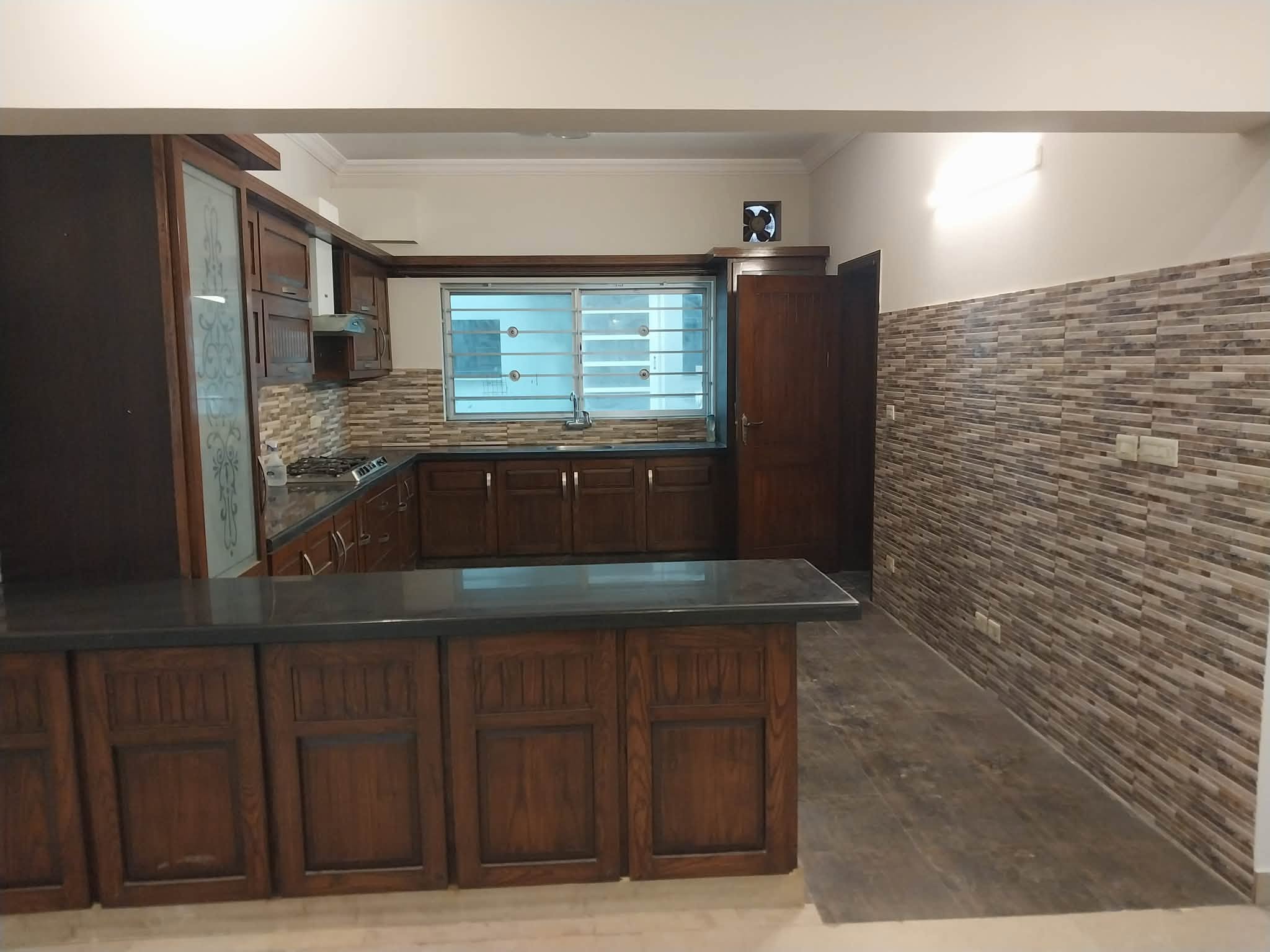 1 Kanal Basement + Ground Portion for Rent