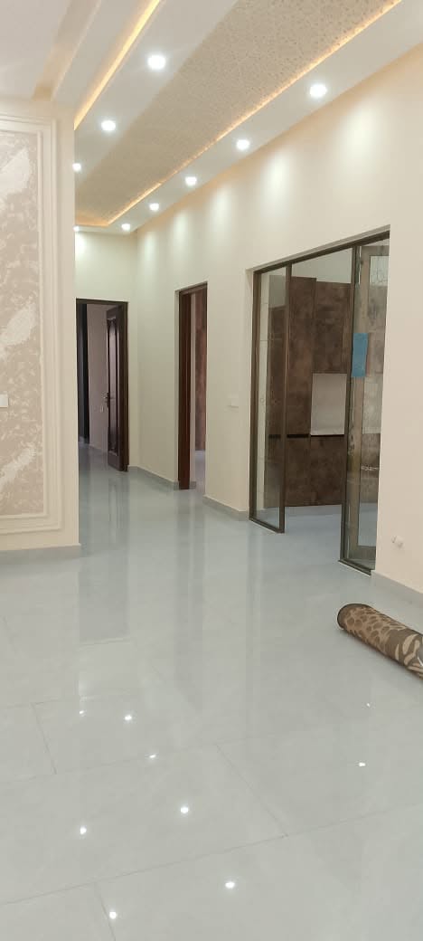 1 kanal New Upper portion for Rent