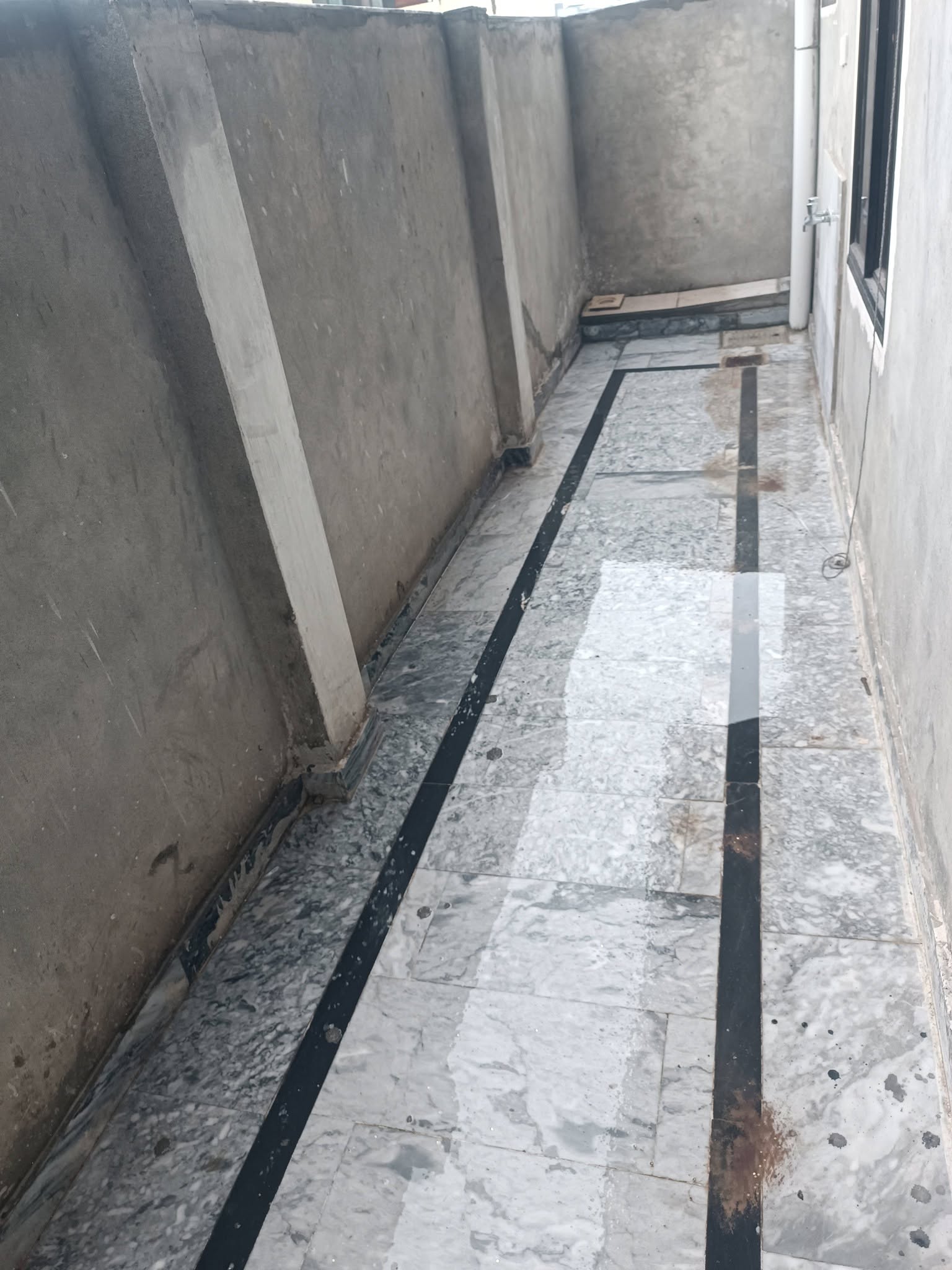 GROUND PORTION FOR RENT