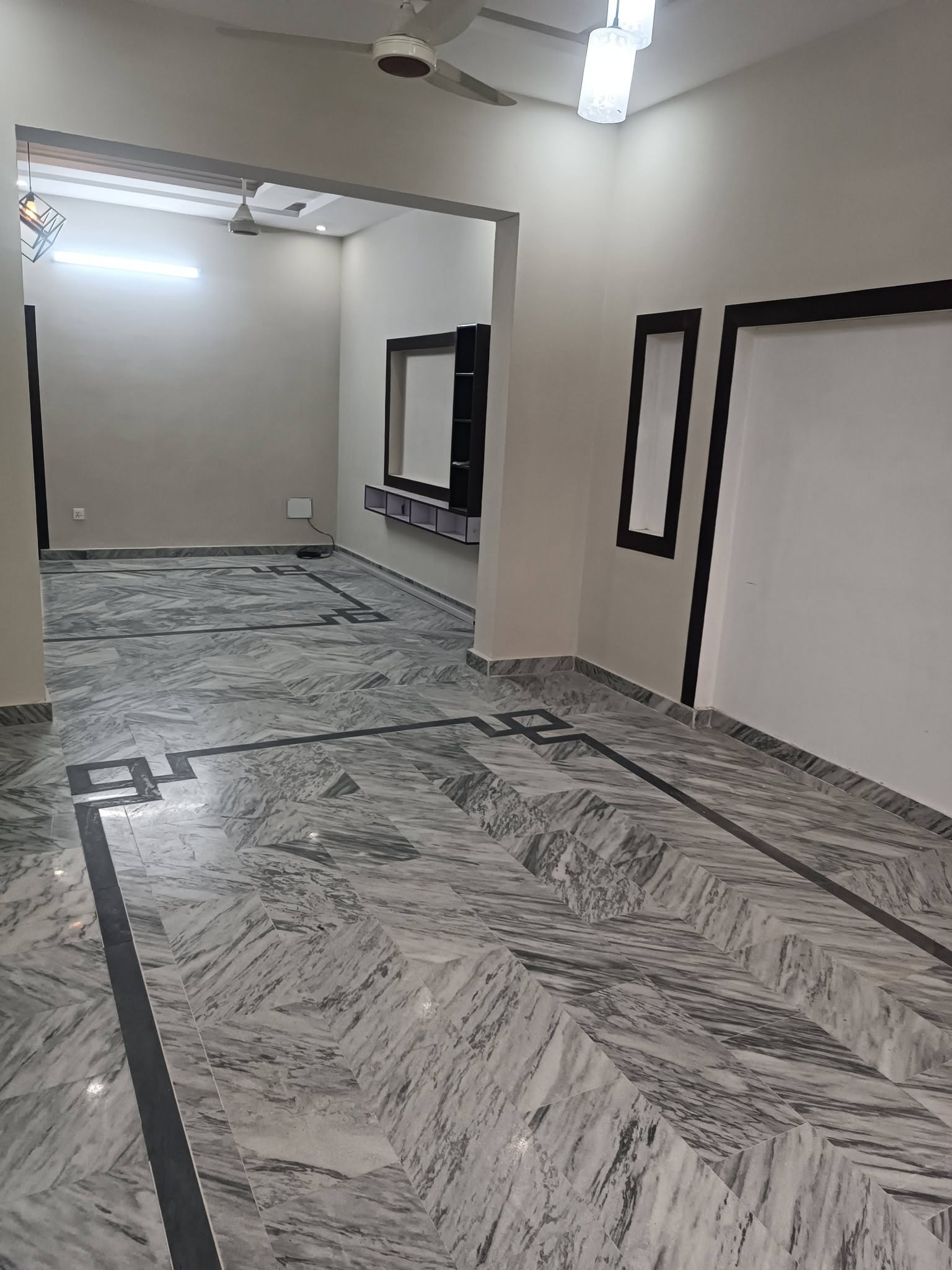 GROUND PORTION FOR RENT