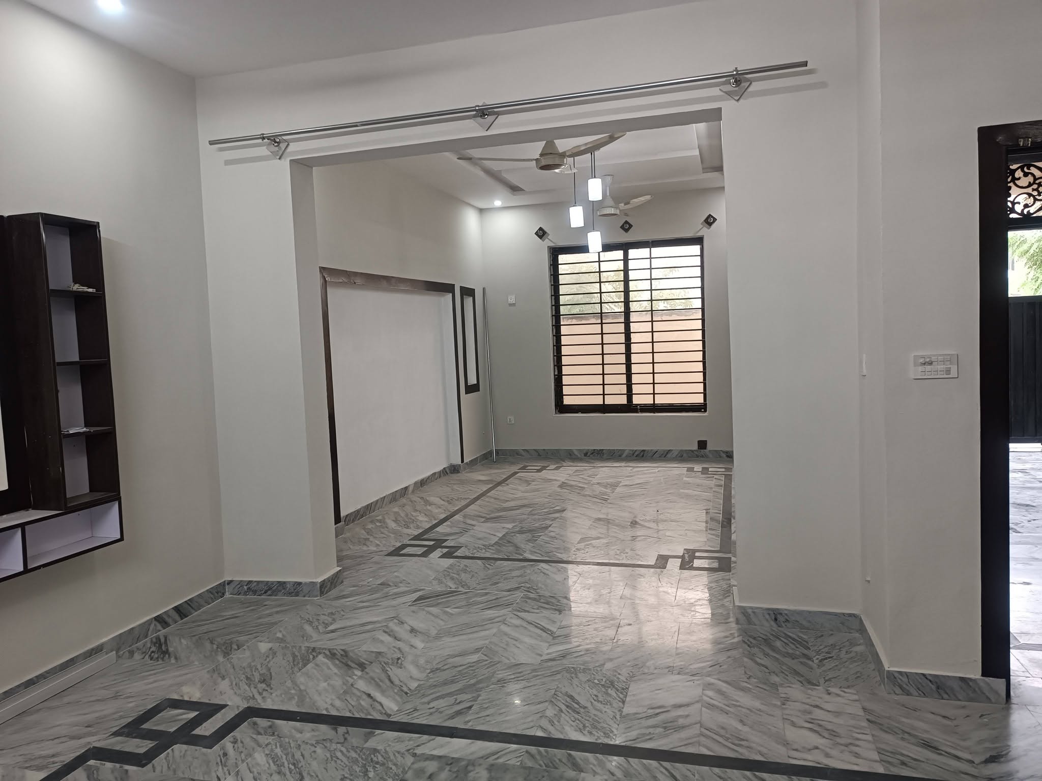 GROUND PORTION FOR RENT