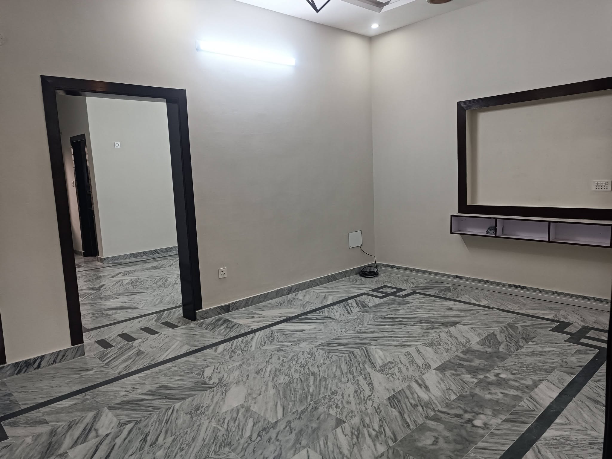GROUND PORTION FOR RENT