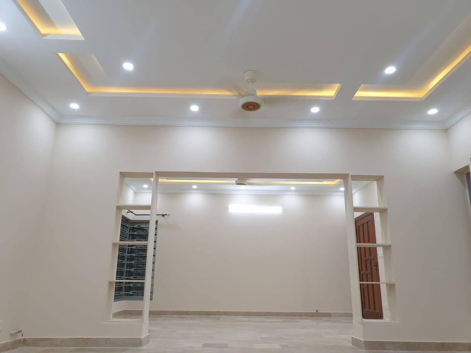 Ground Portion of 22 Marla House for Rent – BAHRIA TOWN PHASE 8