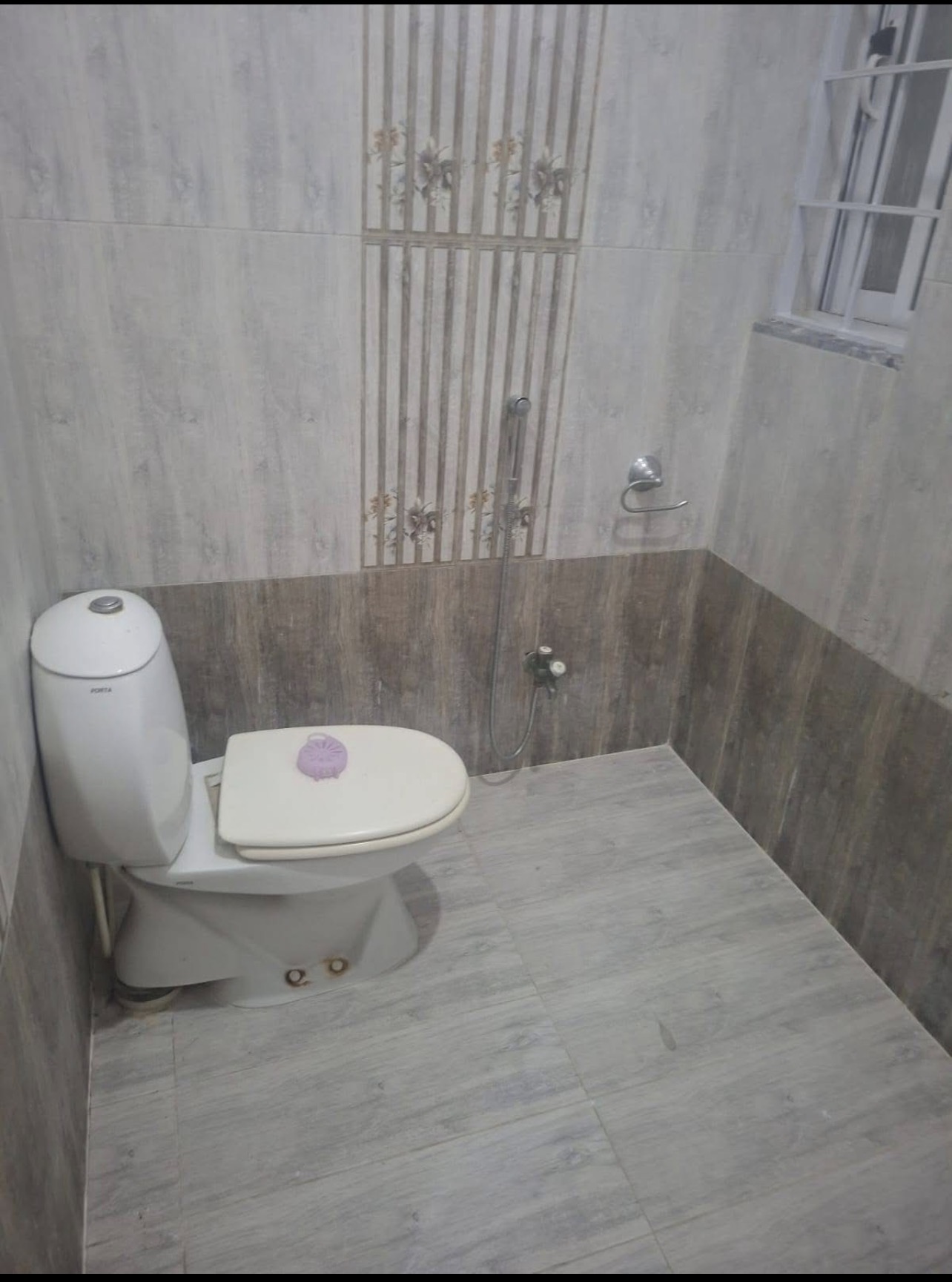 10 Marla Upper Portion For Rent In Bahria Town Phase-2