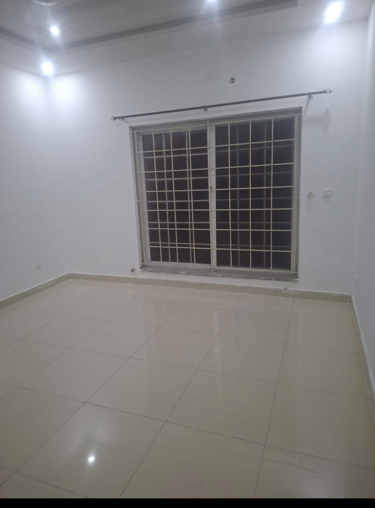 10 Marla Upper Portion For Rent In Bahria Town Phase-2