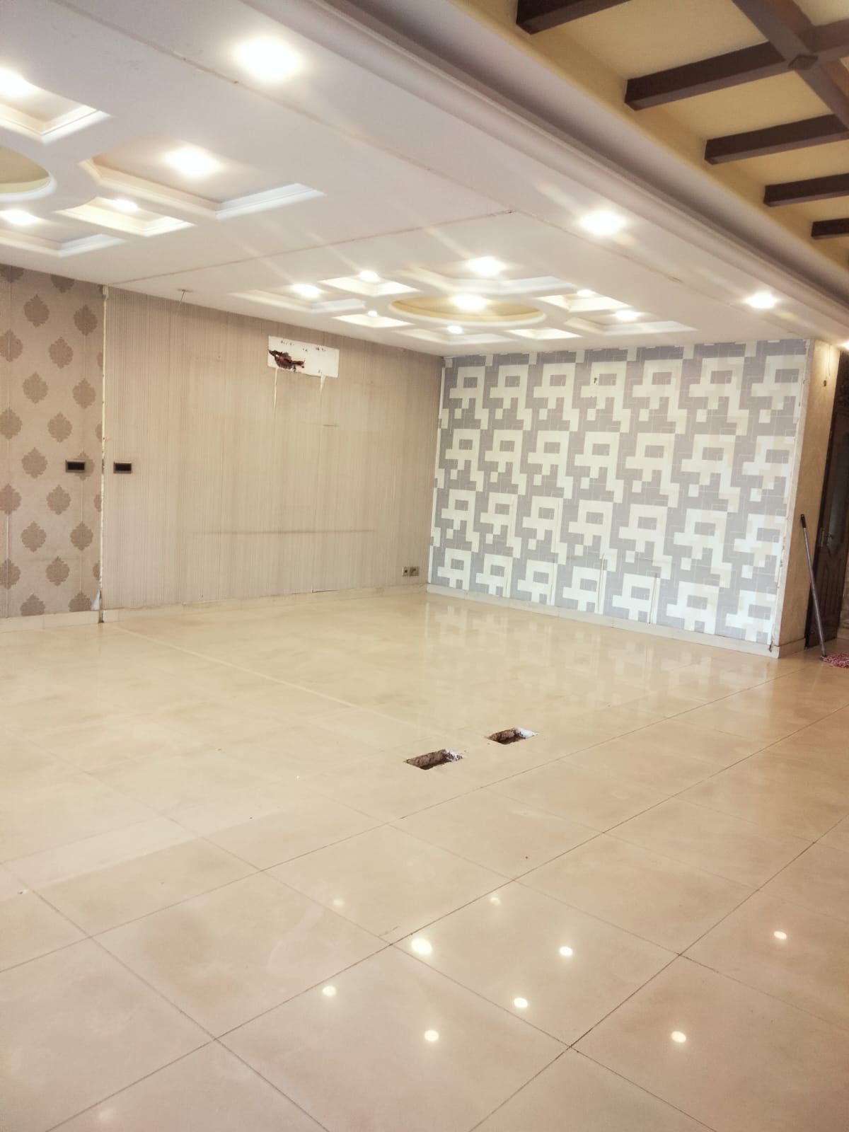 Ground Shop for Rent