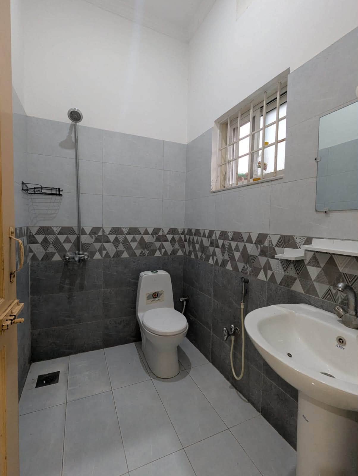 3 bed brand new upper portion available for rent in Jinnah garden