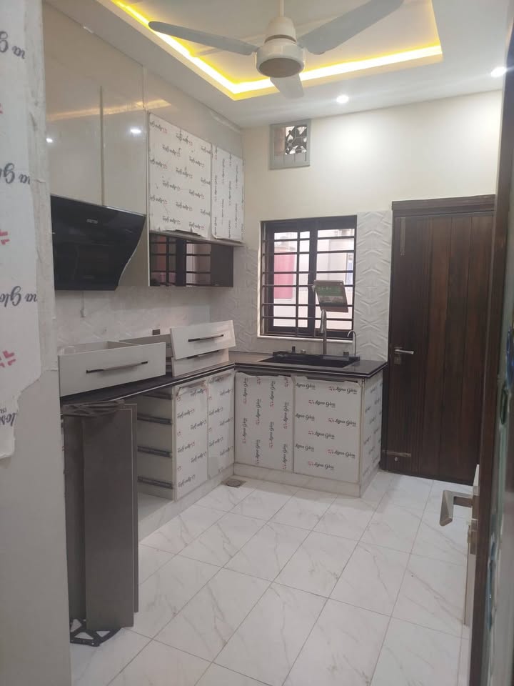 7 Marla upper portion available for rent G/13