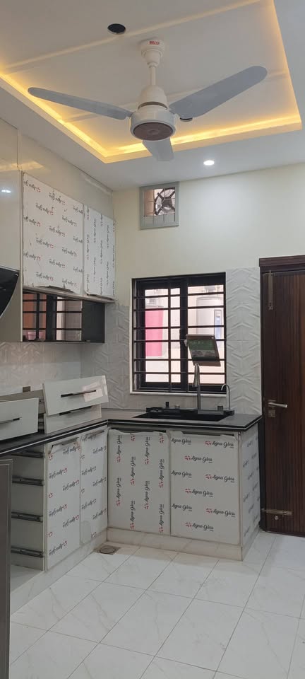7 Marla upper portion available for rent G/13