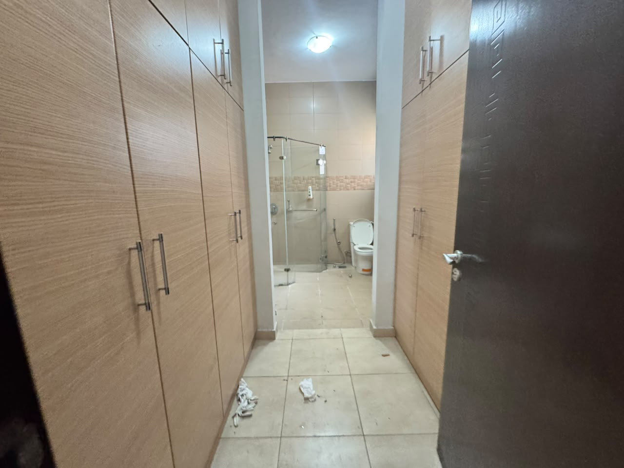 DHA 1 Sector F   Corner Defance Villa   available for rent
