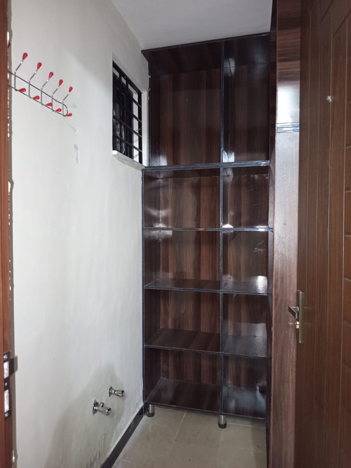 10 marla house available for rent